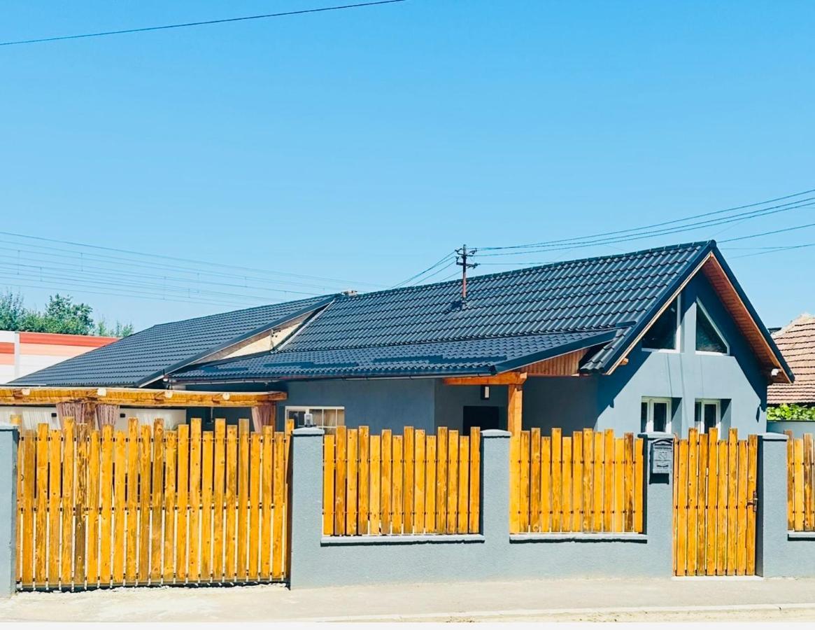 Villa 3 Mediaş Exterior foto